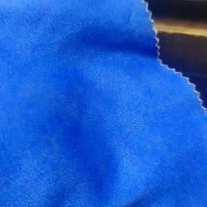Leather piece for glass cleaning